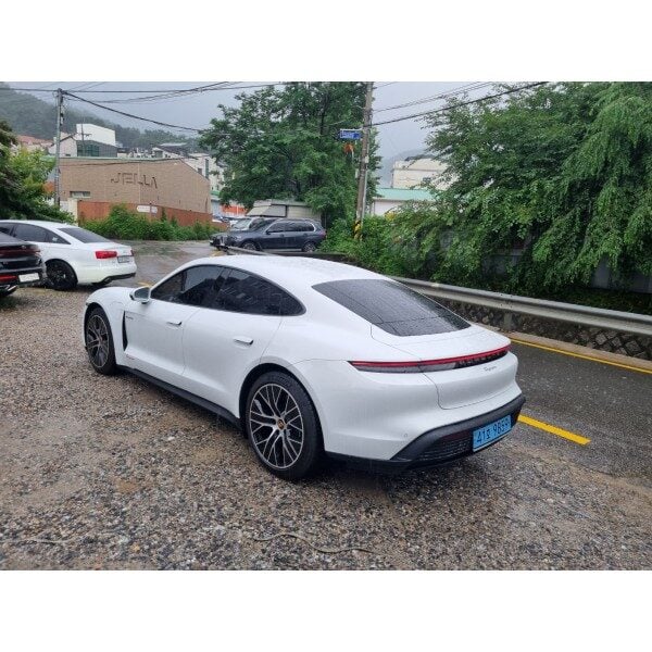 포르쉐-렌트